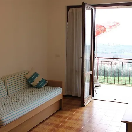 In Bardolino/gardasee 21887 Apartment *