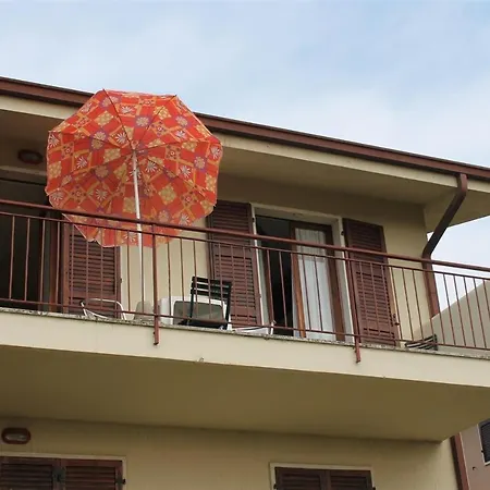 In Bardolino/gardasee 21887 Apartment